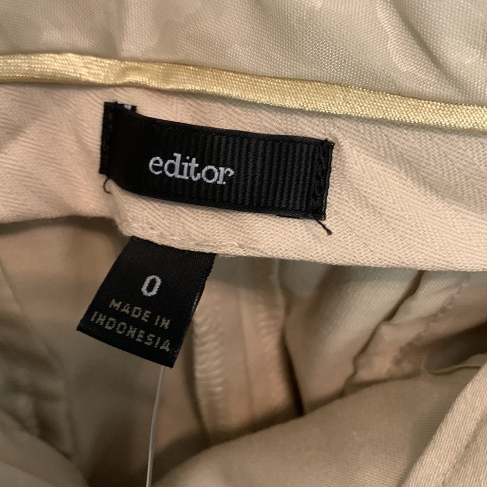 Editor City Short - Express NWT Khaki Bermuda Shorts size 0 - Picture 4 of 5